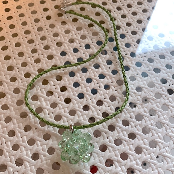 (3 for $12) Beaded Pendant Necklace 💚 - Picture 5 of 5